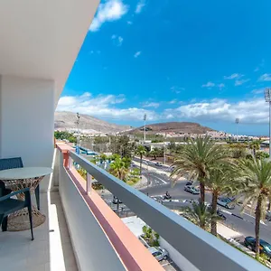 https://los-tajinastes-1a034.tenerifehoteles.net
